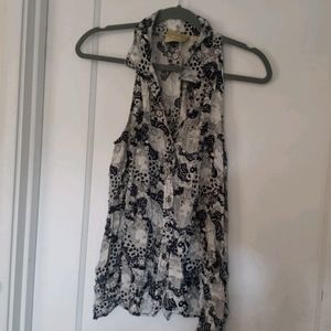 Maeve Sleeveless Silky Button Down size 10